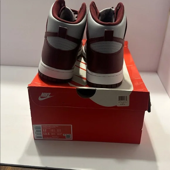 Nike Men's Burgundy and Light Gray Sneakers dunks high - Picture 4 of 4